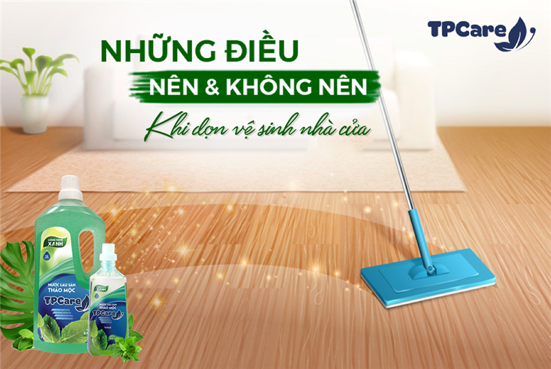 Vì sao không nên lau nhà với nước nóng?
