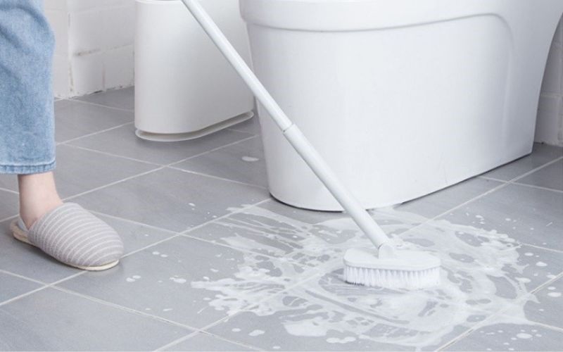 Vệ sinh nhà tắm định kỳ bao lâu là tốt nhất? Giải đáp chi tiết