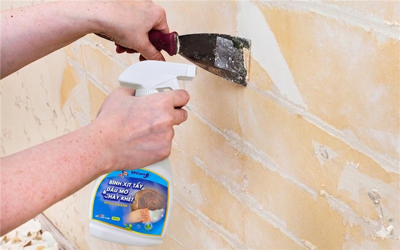Hướng dẫn tẩy keo xốp dán tường hiệu quả 100%, không làm hỏng bề mặt