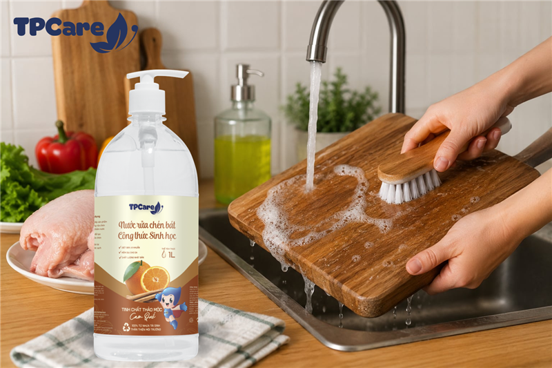 Cách vệ sinh thớt gỗ sạch khuẩn tại nhà