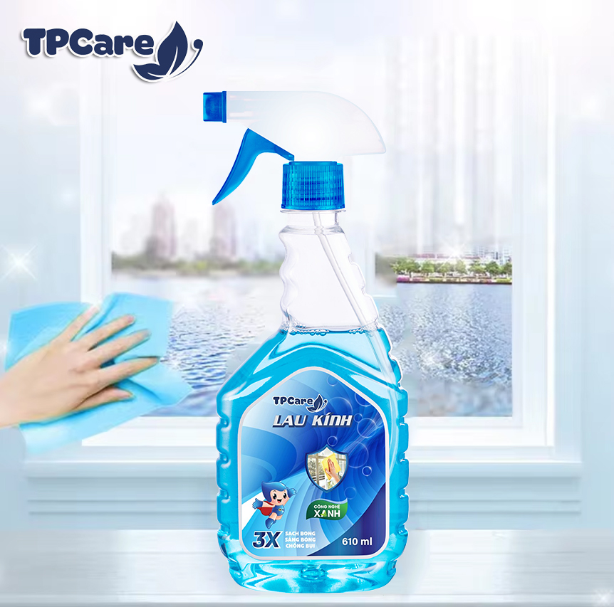 Hướng dẫn sử dụng nước lau kính an toàn cho gia đình có trẻ nhỏ