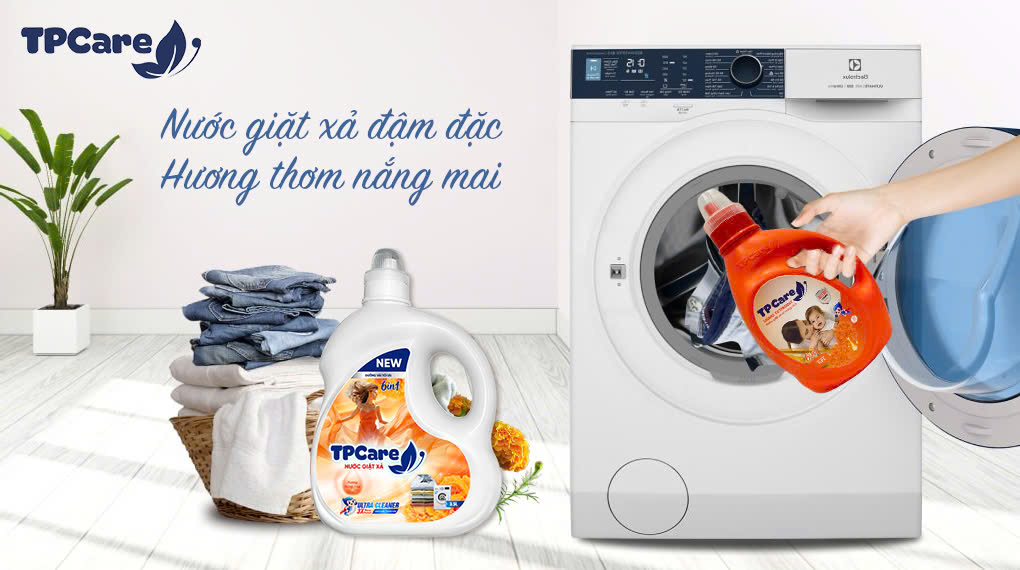 Sử dụng nước giặt xả TPCare cho quần áo thơm ngát, Tết trọn niềm vui